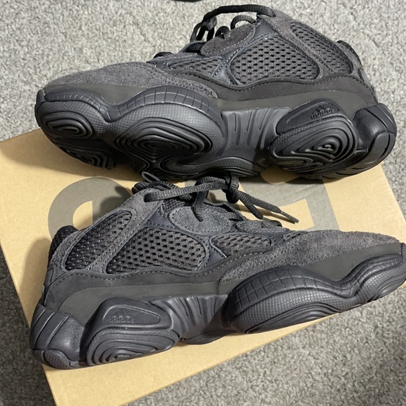 Yeezy black Desert Rat size 6 - Picture 2 of 7